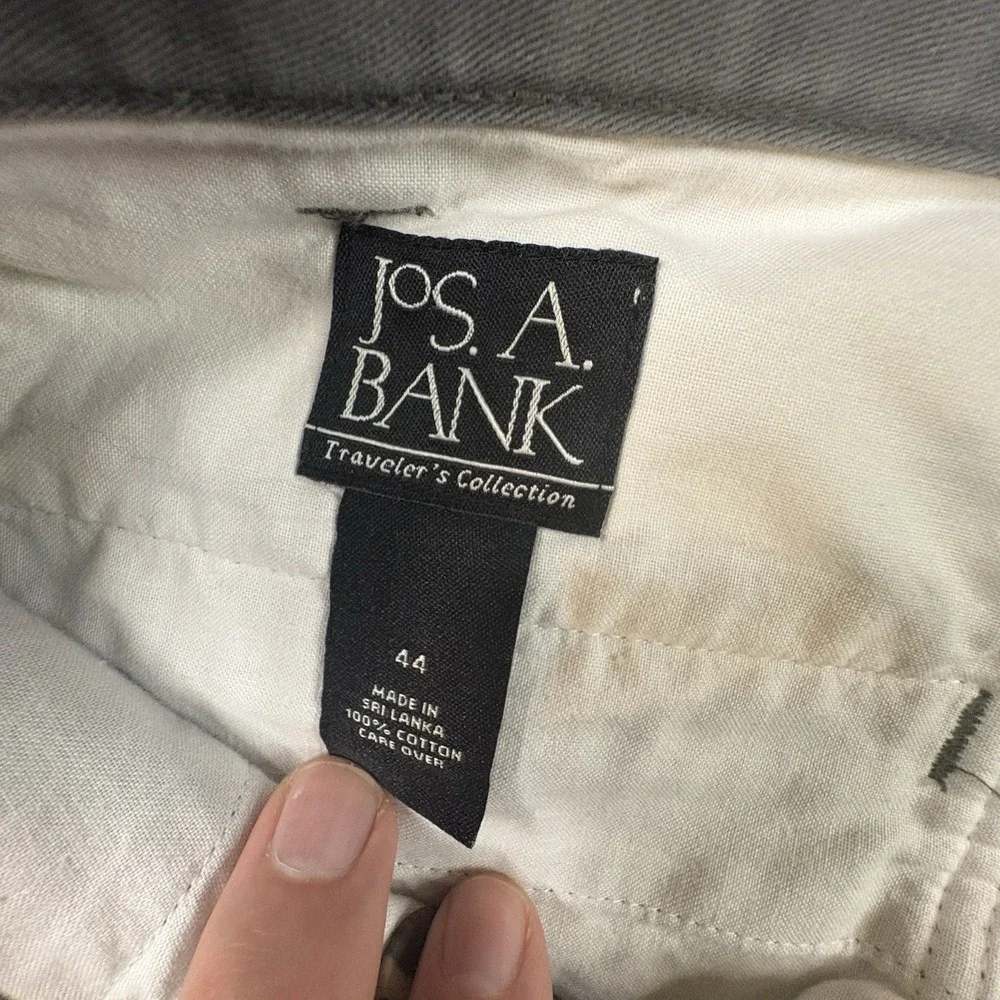 Jos A Bank Men's 43.5 Travelers Gray Chino Shorts Flat Front Casual SEE DESC